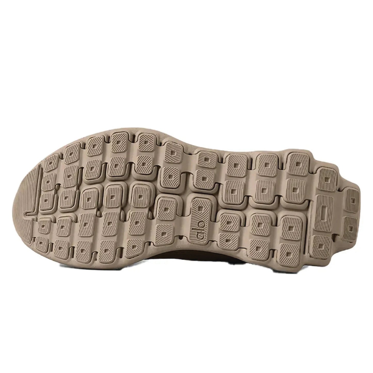 Alo Runner sneaker in the Gravel color.