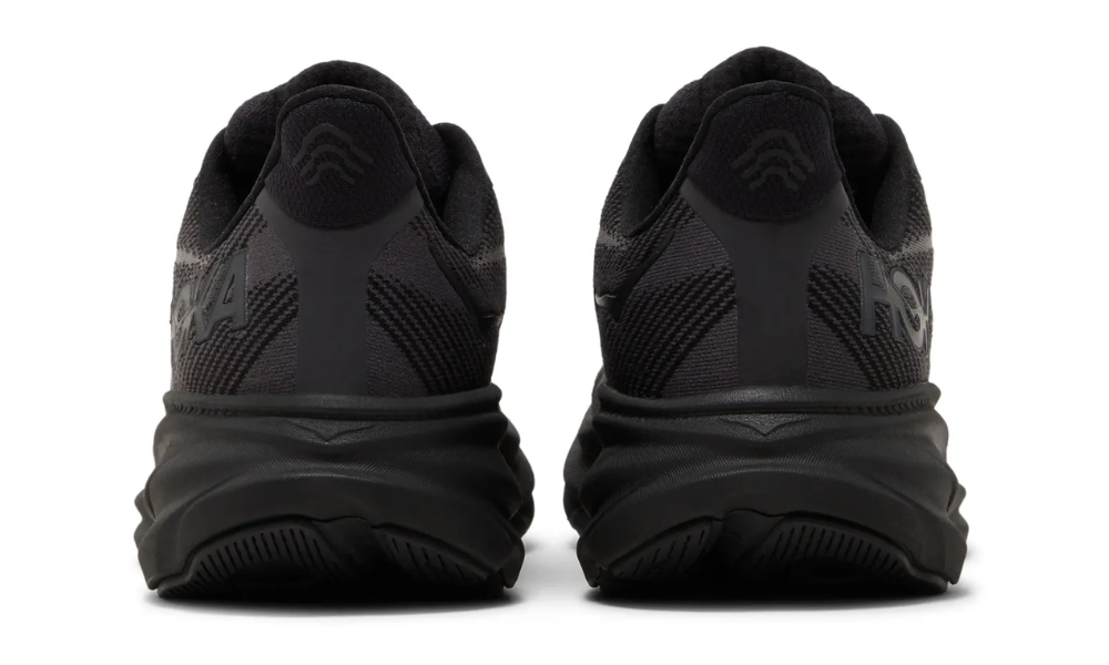 HOKA Clifton 9 Textile – Men’s All-Black Lightweight Trainer