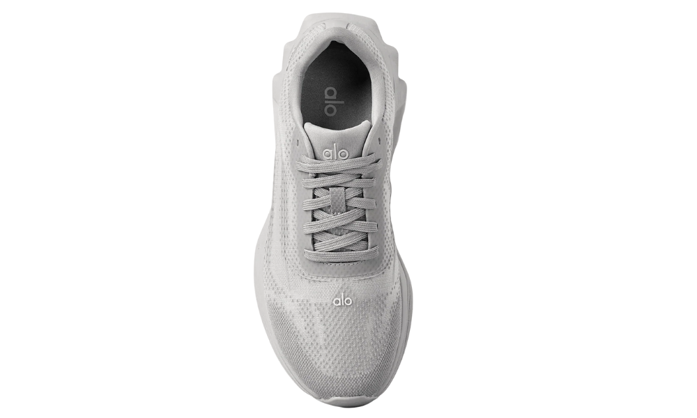 alo yoga runner gray