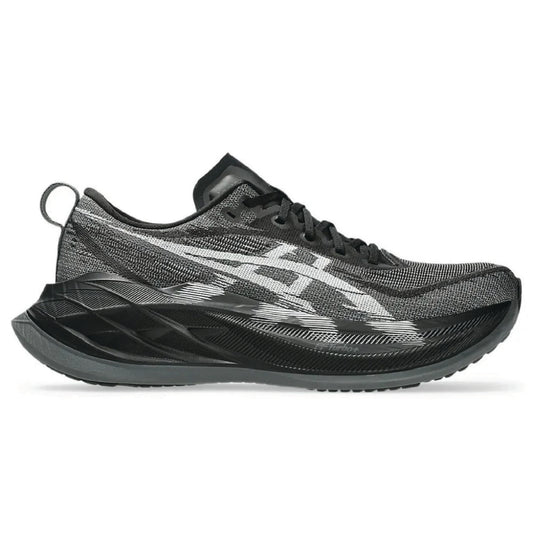 Asics Superblast 2 running shoe in the black and white colorway.